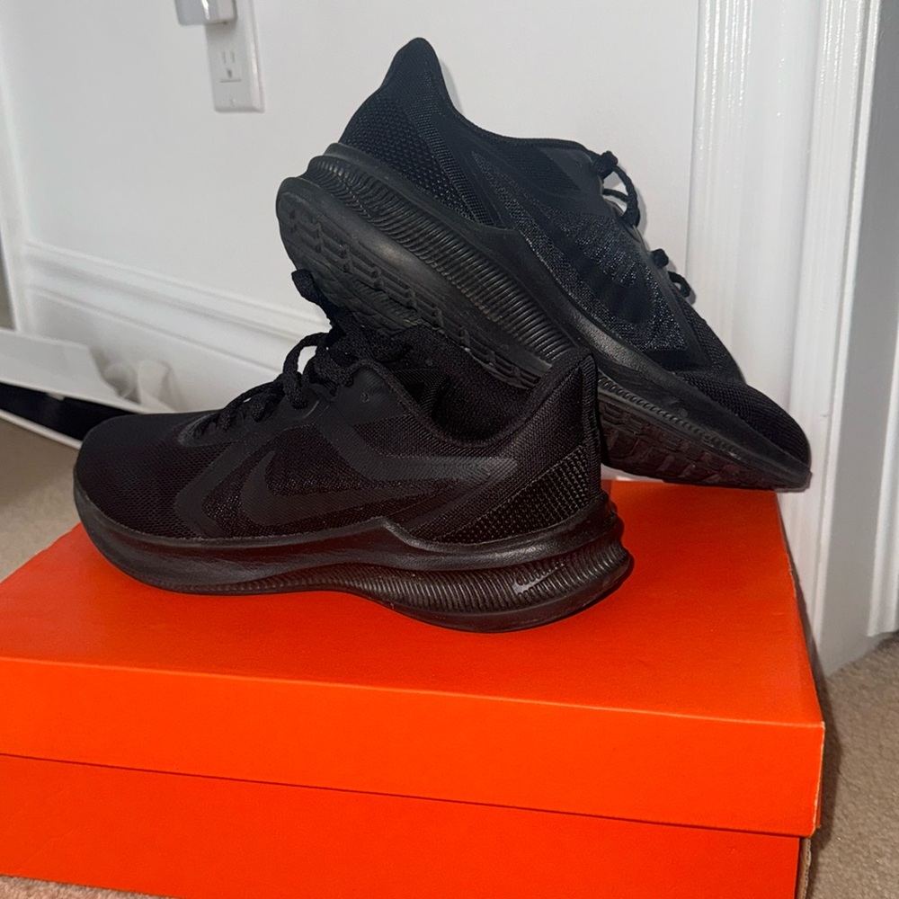 Woman Nike shoes